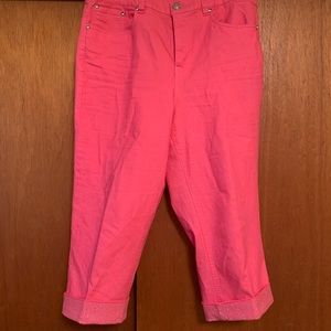 Christopher & Banks Ladies Capri Pant